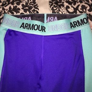 I am selling leggings